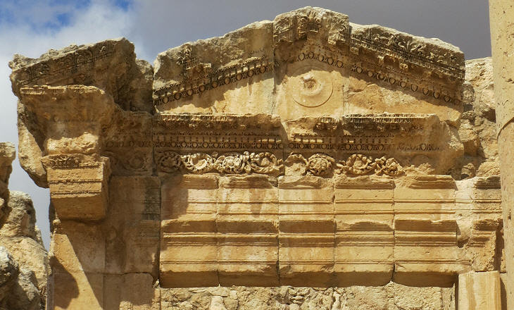Propylaea - details