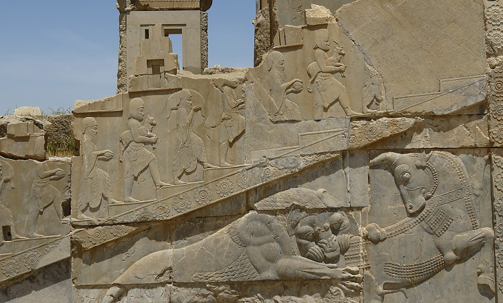 Tachara: detail showing priests carrying offers
